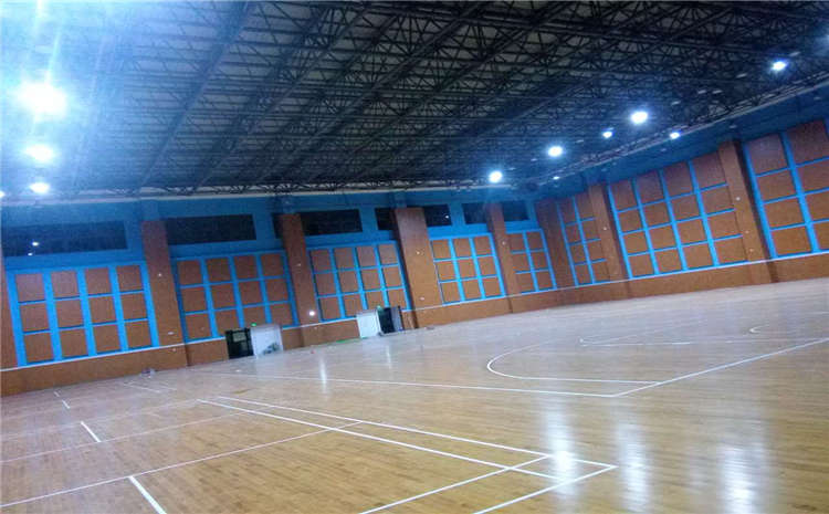 新疆企口體育木地板哪個品牌好