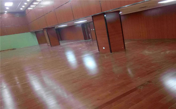 指接板籃球場實木地板哪個品牌好？